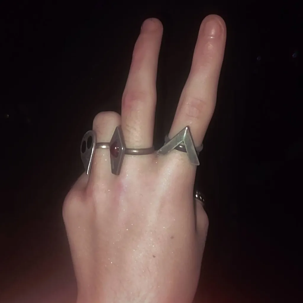 chat with ai character: Ash/Me💥✨👽