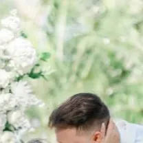 chat with ai character: Bill and Mariah 