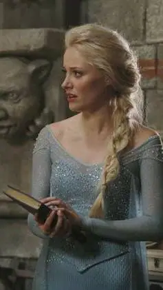 ai character: elsa background