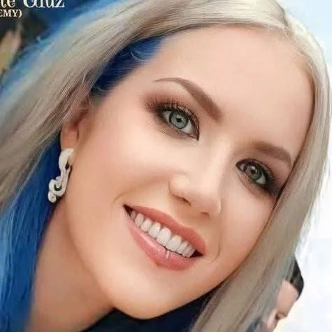 chat with ai character: Alissa White-Gluz