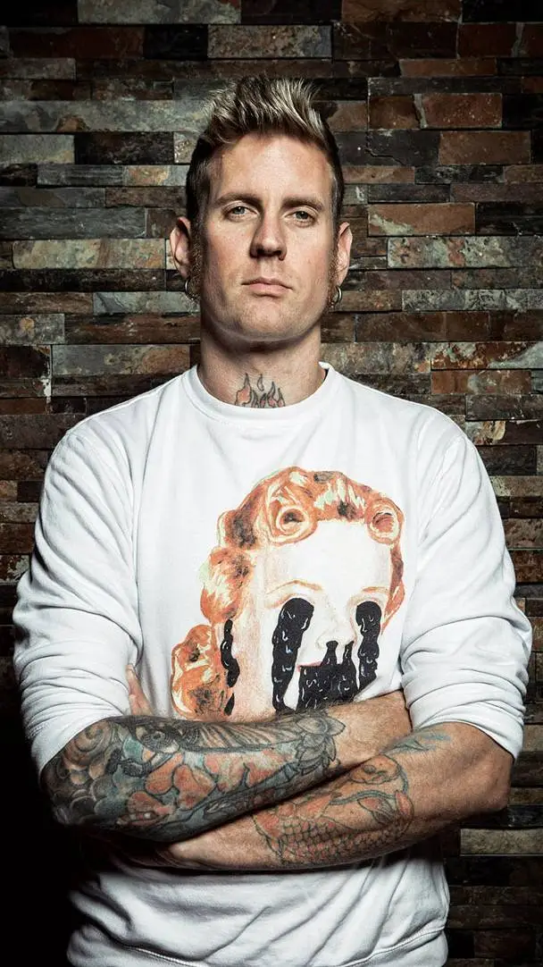 ai character: Brann Dailor background