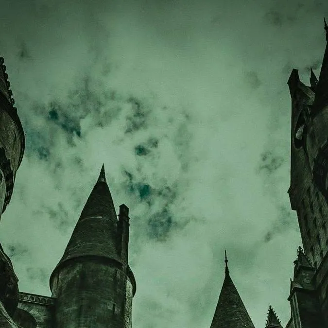 chat with ai character: 1 Hogwarts Mattheo