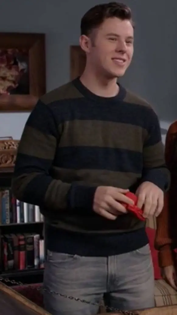 ai character: Modern family background