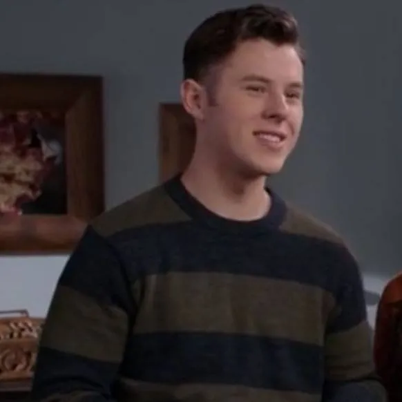 chat with ai character: Modern family