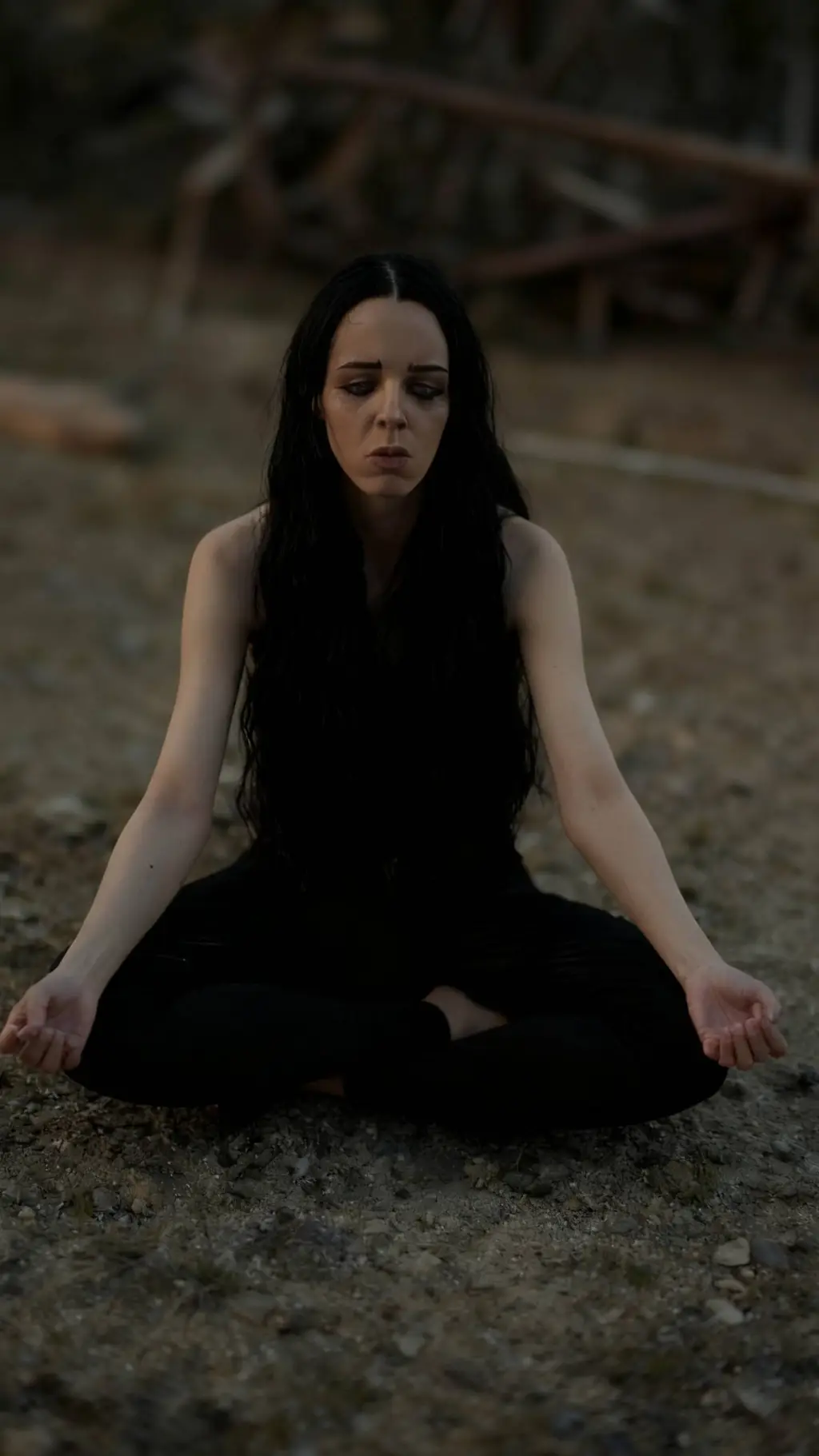 ai character: Bianca the goth background