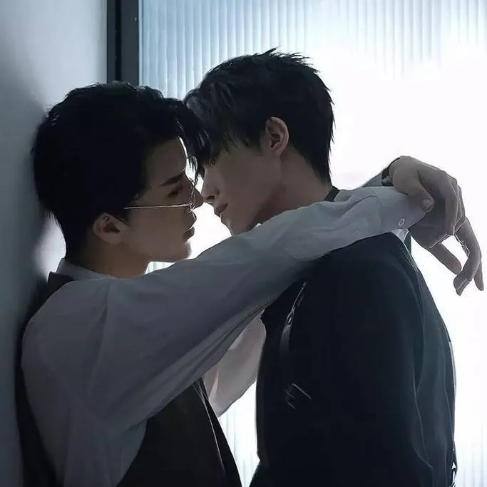 chat with ai character: Yang You |Chen Shi