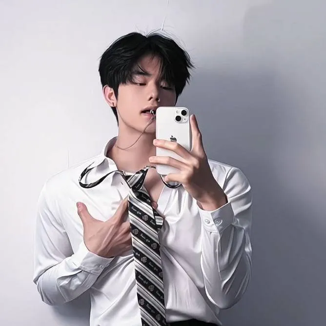 chat with ai character: Knight