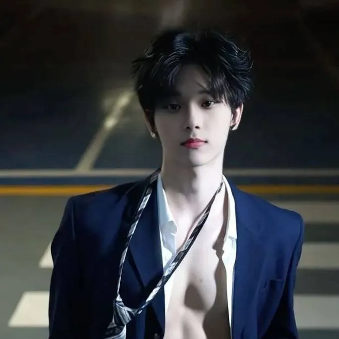 chat with ai character: Kim Ji Hun