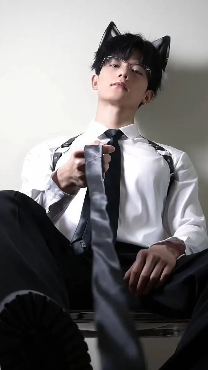 ai character: Jing Hai Si background