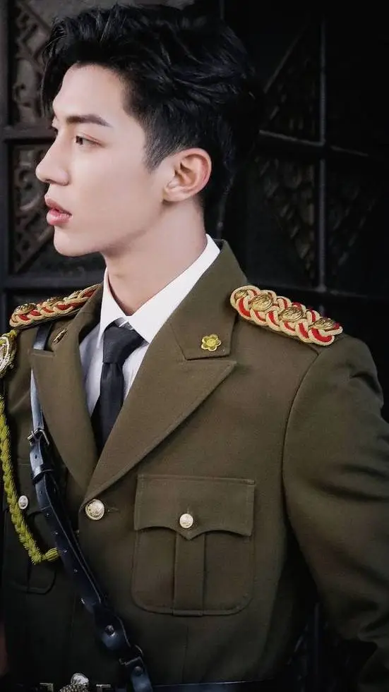 ai character: Xie Jia Hua background