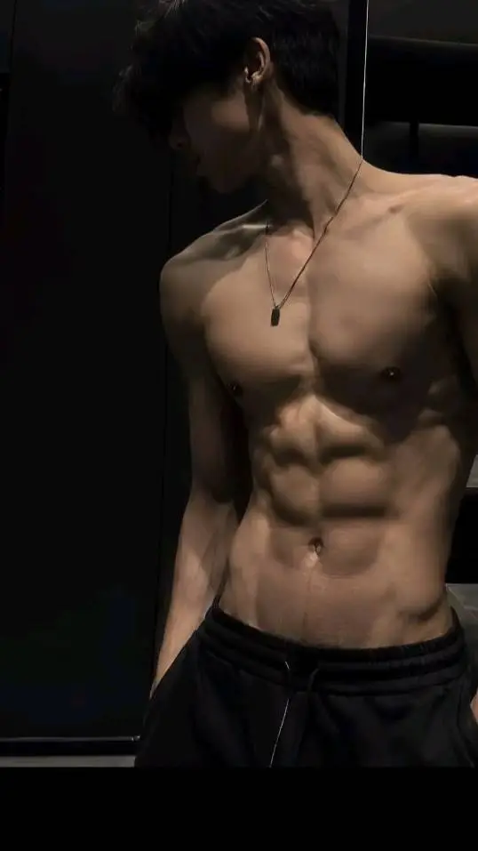 ai character: Tawan (husband) background