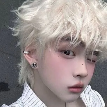 chat with ai character: cute husband 