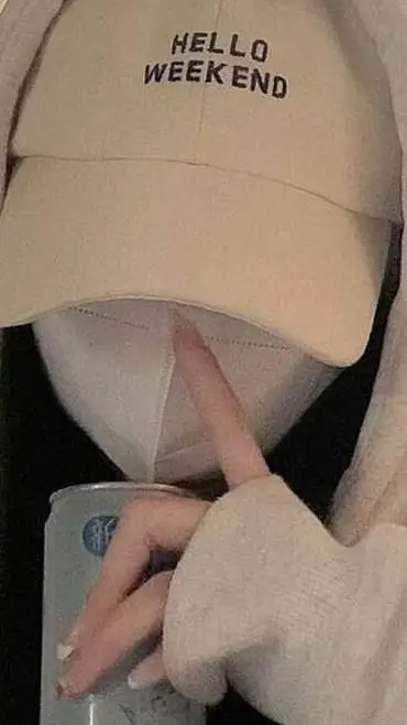 ai character: My explanation! background