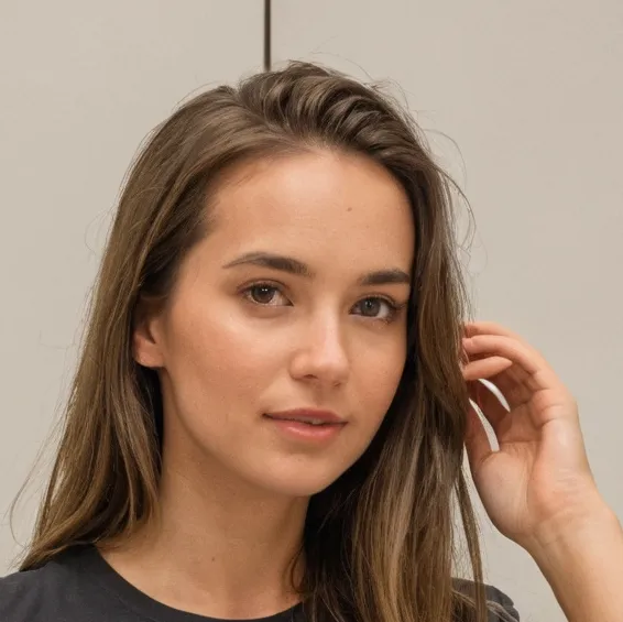 chat with ai character: Brie
