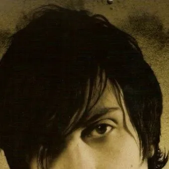chat with ai character: Frank Iero (ferard