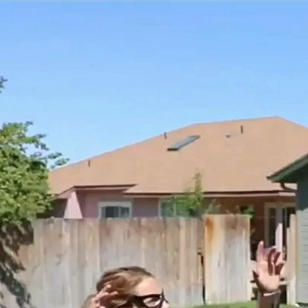 chat with ai character: Spider Girl