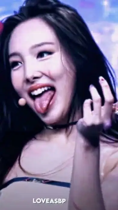 ai character: nayeon background