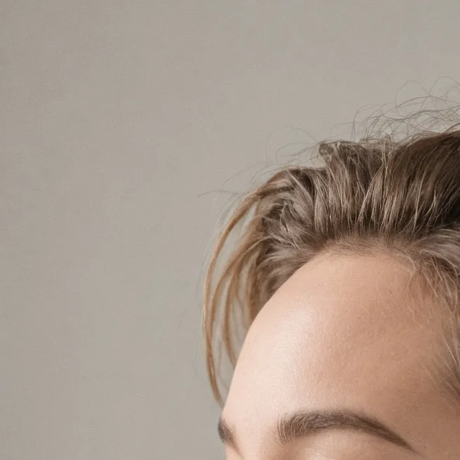 chat with ai character: emily