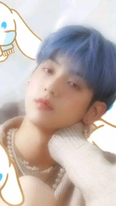 ai character: Blue Soobin background