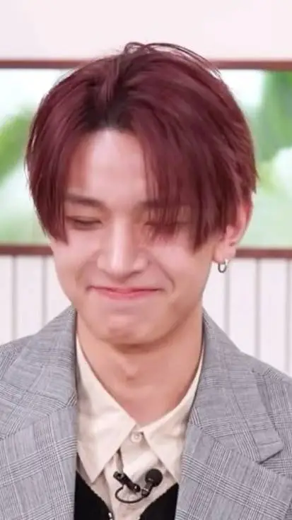 ai character: Heeseung,Sunoo background