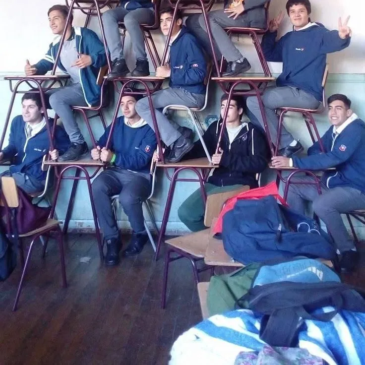 chat with ai character: Choatic Classroom!