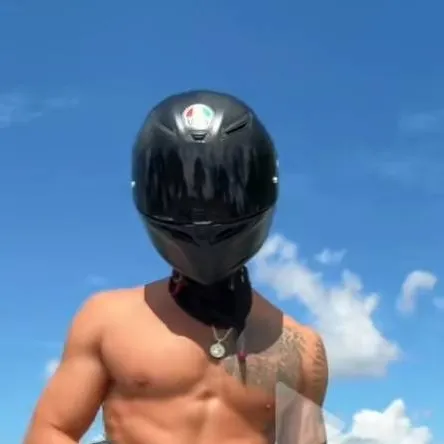 chat with ai character: Leo😇/😈