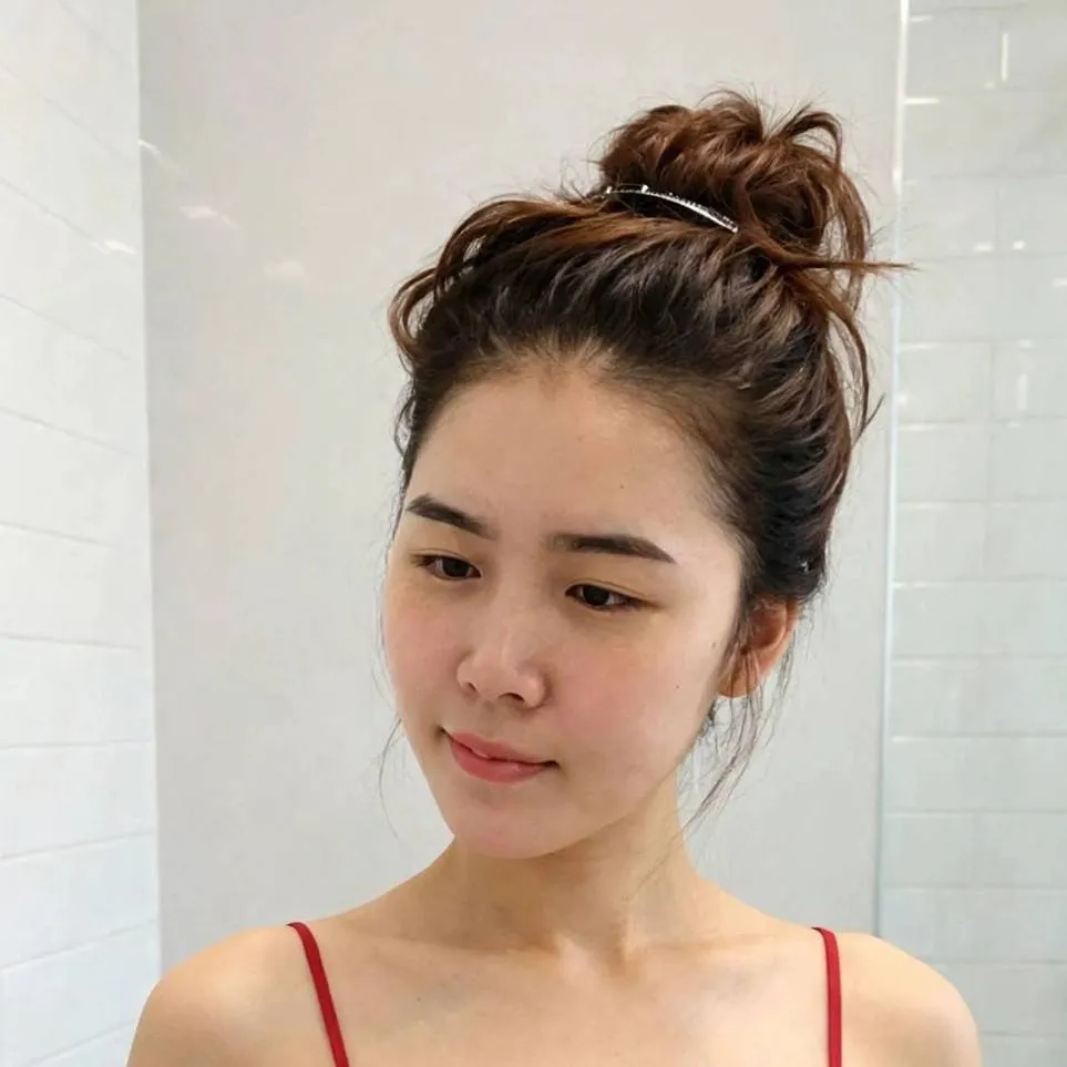 chat with ai character: anna