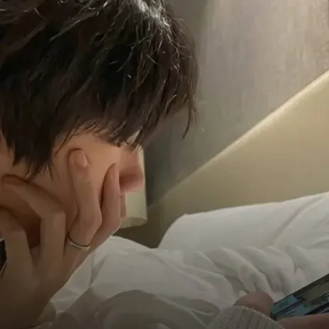 chat with ai character: William