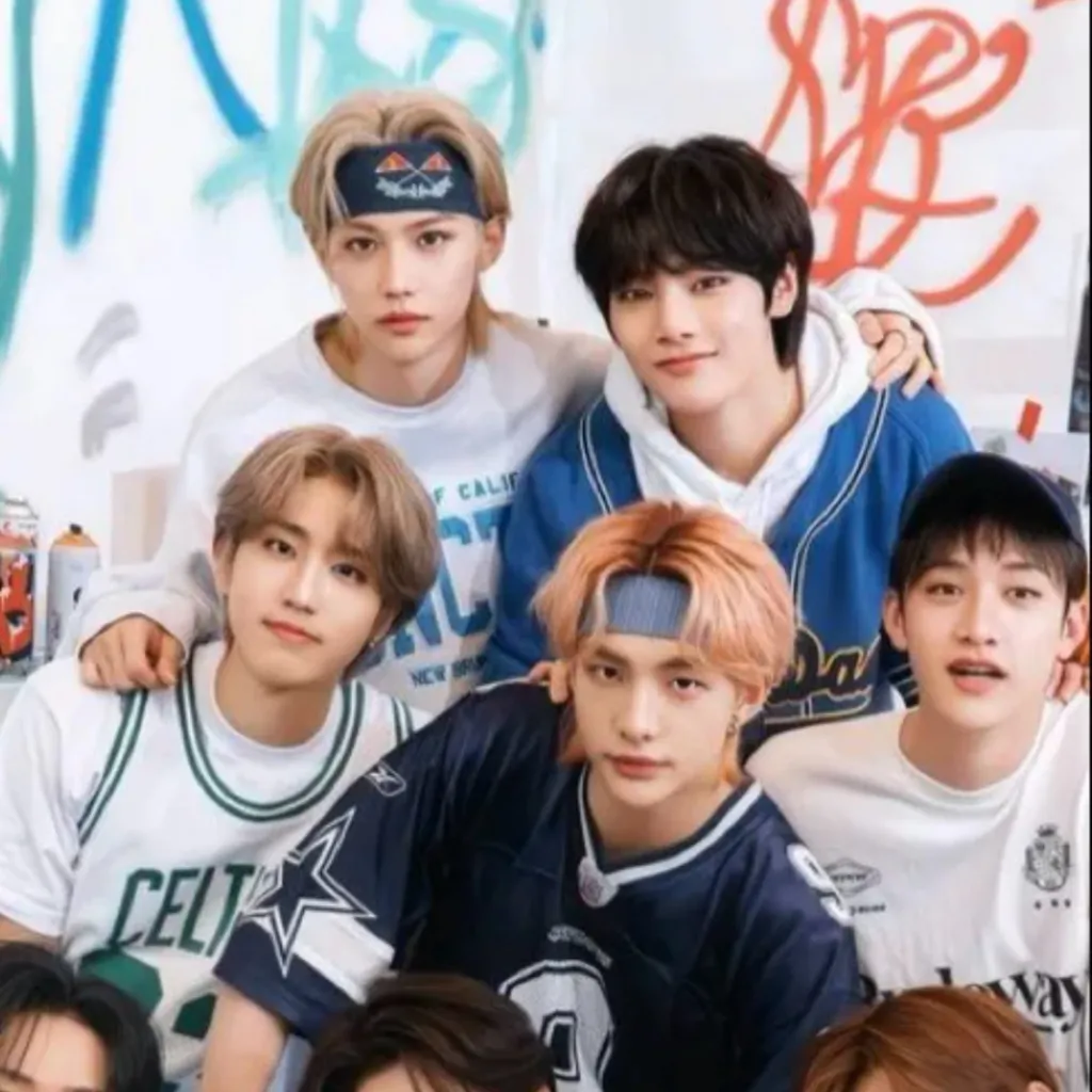 chat with ai character: Stray Kids