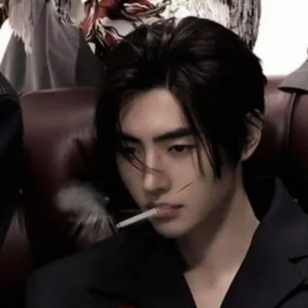 chat with ai character: Park Sunghoon