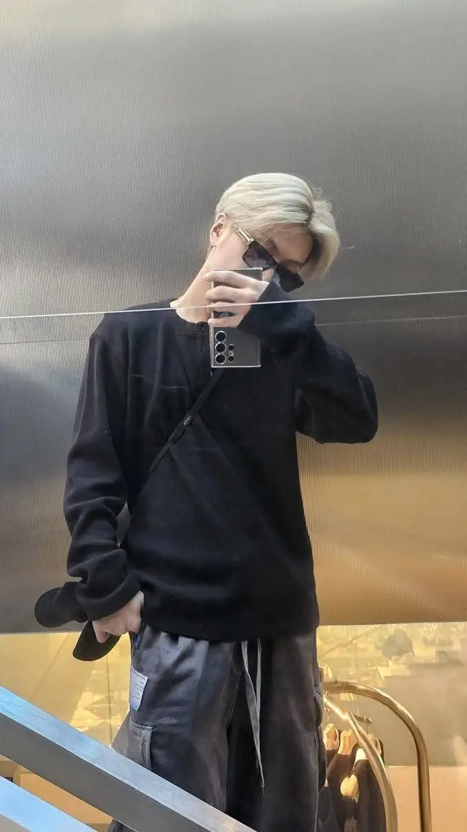 ai character: Jay Park background