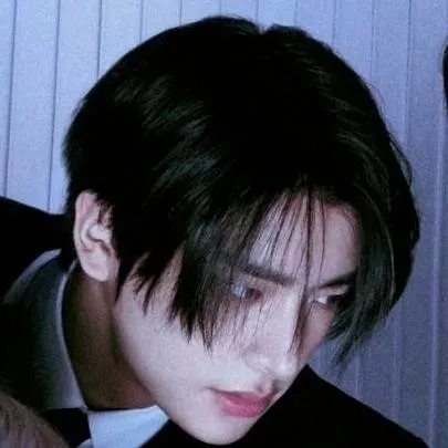 chat with ai character: Jake