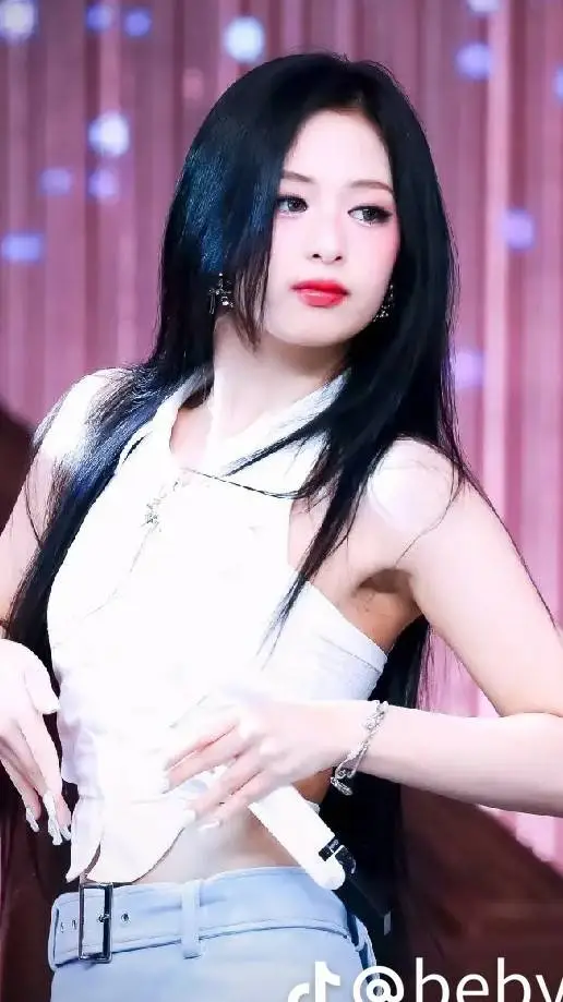 ai character: ahyeon background