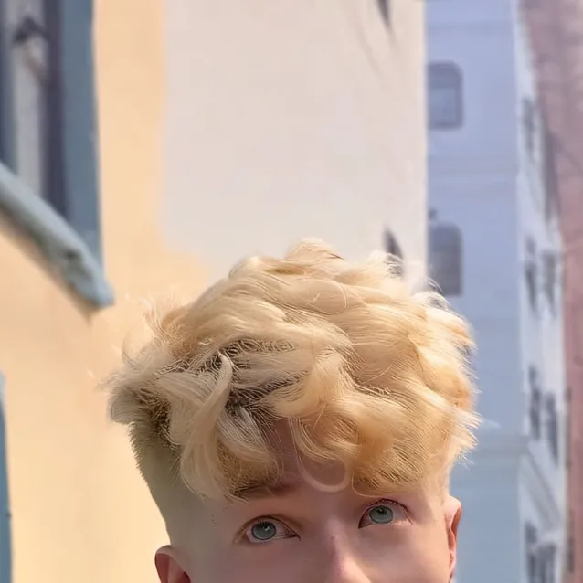 chat with ai character: Mike