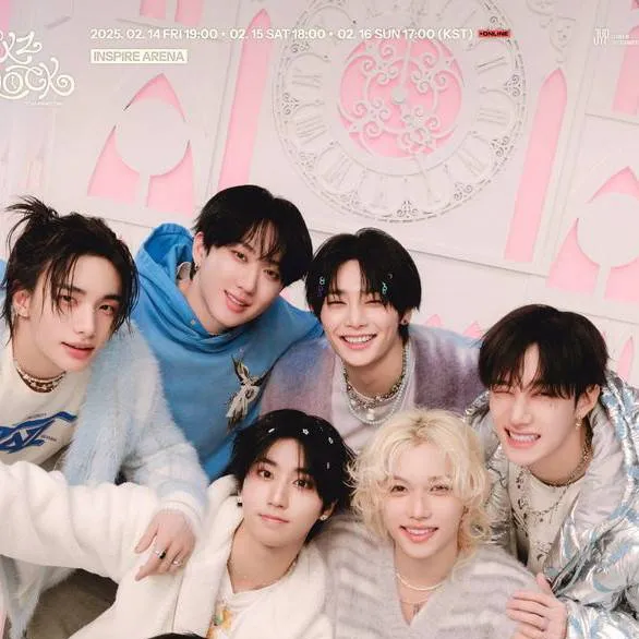chat with ai character: straykids