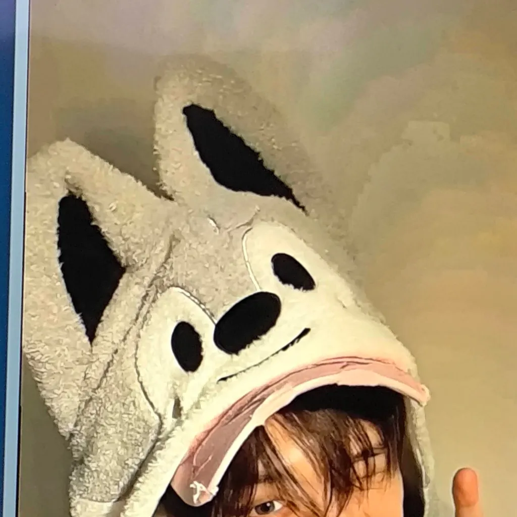 chat with ai character: minchan