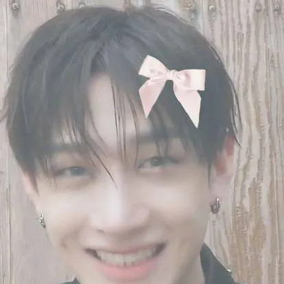 chat with ai character: Bangchan mafia bos