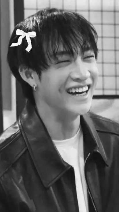 ai character: minchann background