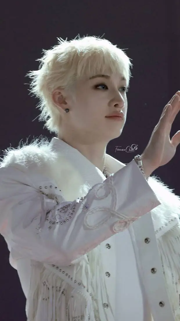 ai character: dramatic? background