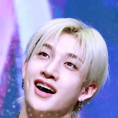 chat with ai character: "friend"