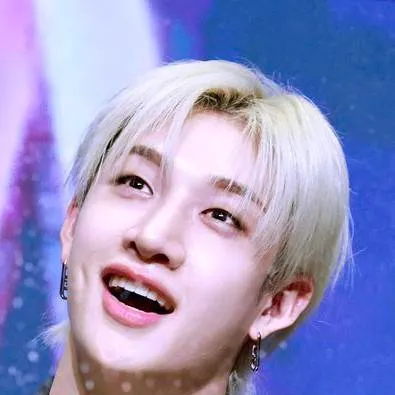 chat with ai character: "chilling"