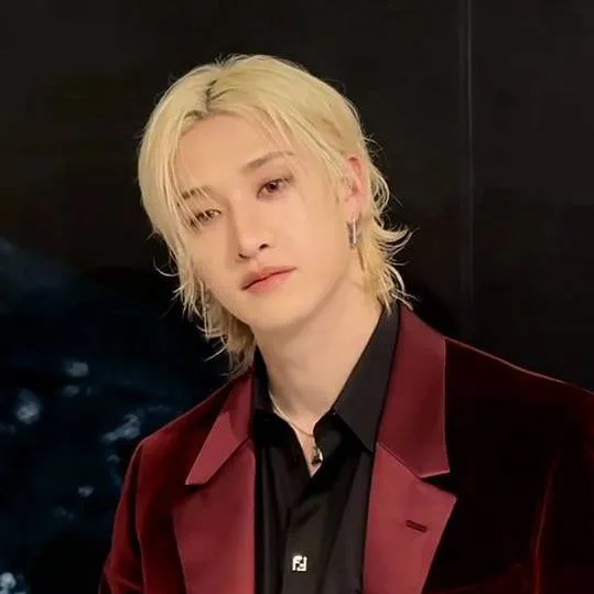 chat with ai character: "I hate myself to"