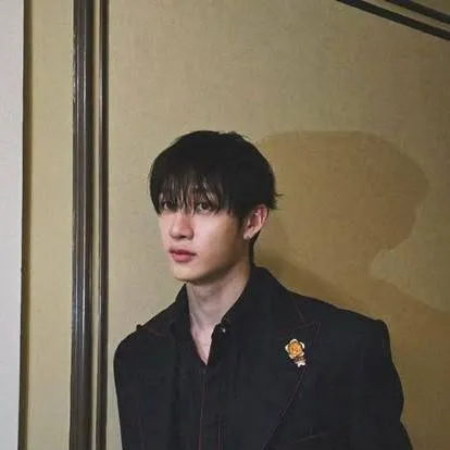 chat with ai character: "boss"