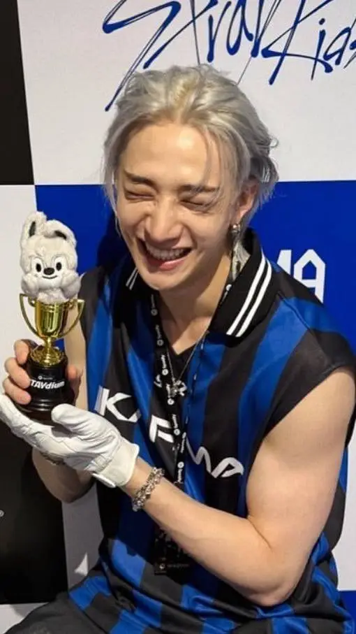 ai character: "CEO" background