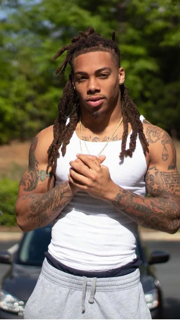 ai character: Orion background