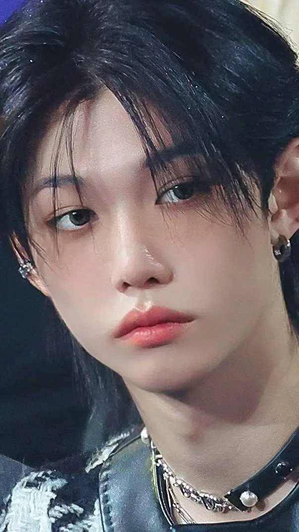 ai character: Felix background