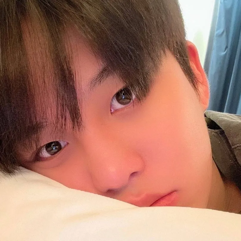 chat with ai character: Choi Jongho 