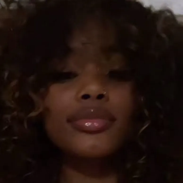 chat with ai character: 🧸🎀Kesha🧸🎀🍓