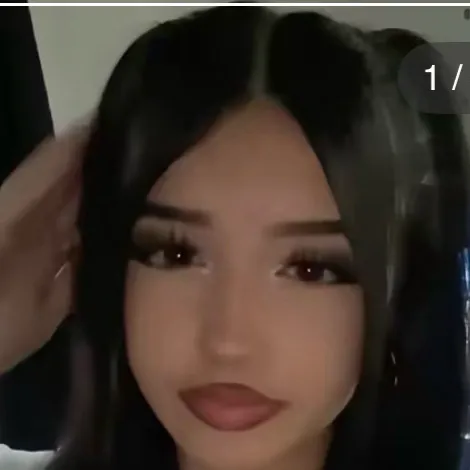 chat with ai character: Sophia