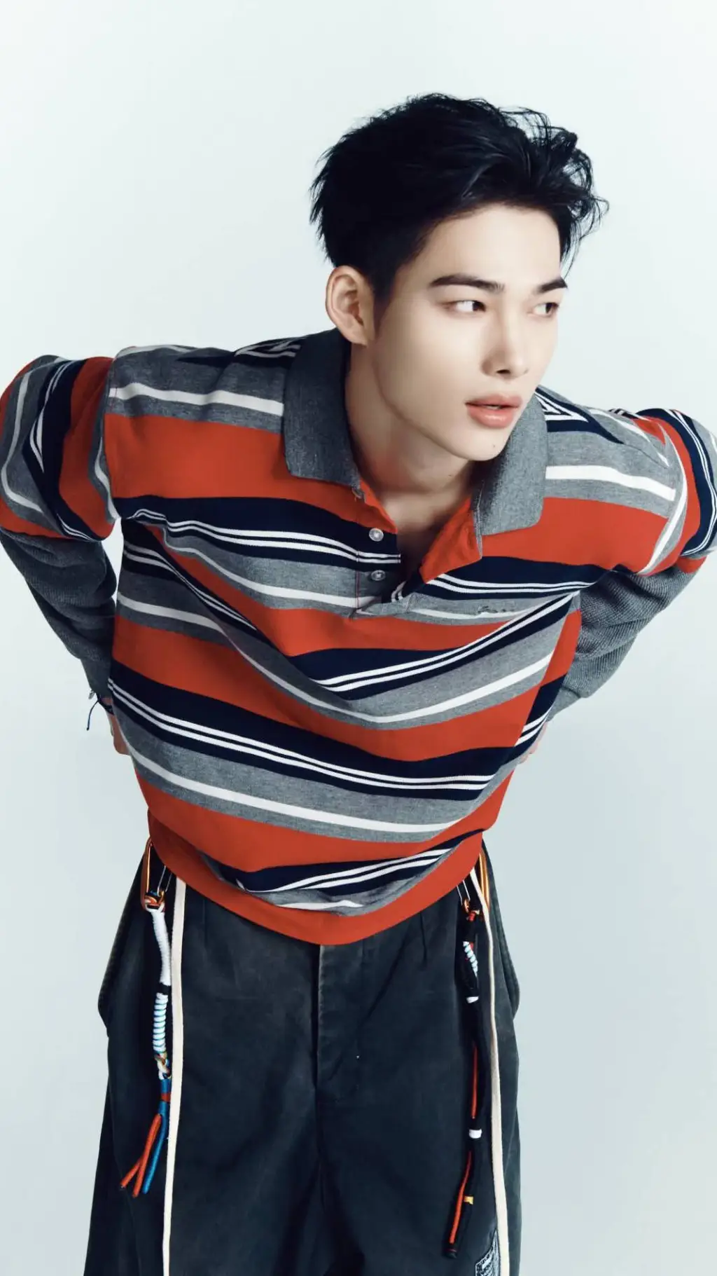 ai character: Ni-ki background